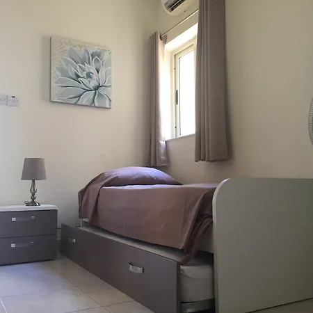 Seafront Blue Water Apartament *