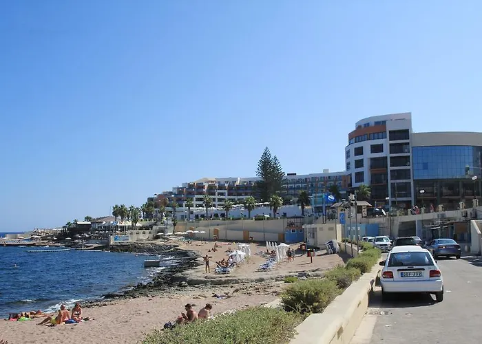 Seafront Blue Water Apartment St. Paul's Bay