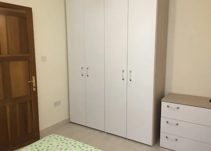 Seafront Blue Water Apartment St. Paul's Bay